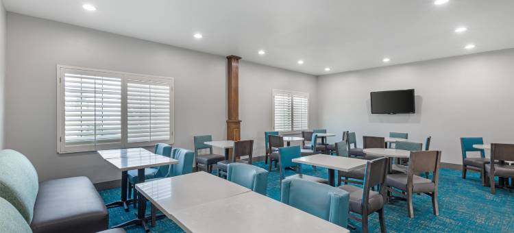 泰劳南园贝斯特韦斯特优质套房酒店(Best Western Plus Southpark Inn  Suites)图片
