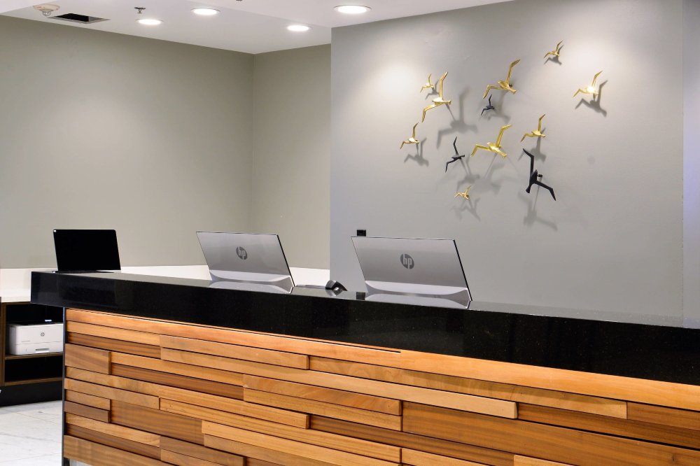 Renaissance Reno Downtown Hotel & Spa Over view