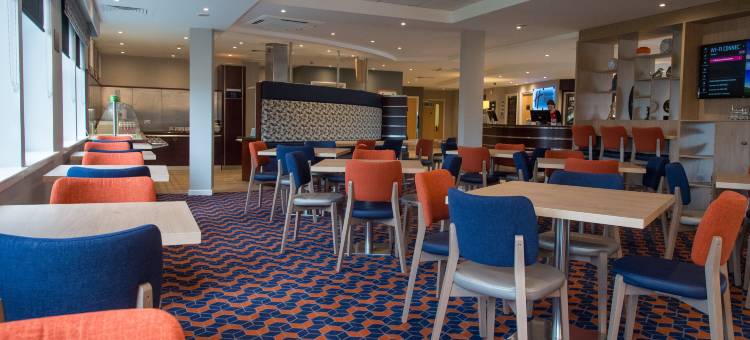 Holiday Inn Express 邓弗姆林(Holiday Inn Express DUNFERMLINE by IHG)图片