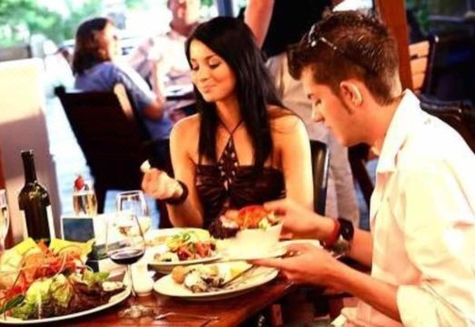 Kacy's Bargara Beach Motel Hotel Overview