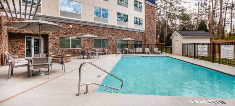 亚特兰大北伍德斯托克智选假日套房酒店(Holiday Inn Express & Suites ATLANTA N - WOODSTOCK by IHG)图片