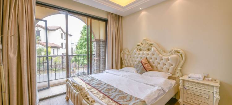 万科双月湾泳池海景别墅(环岛公路分店)图片