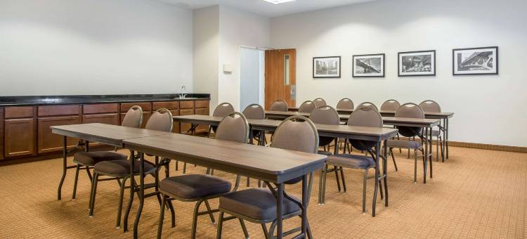 舒眠酒店及套房(Sleep Inn & Suites)图片