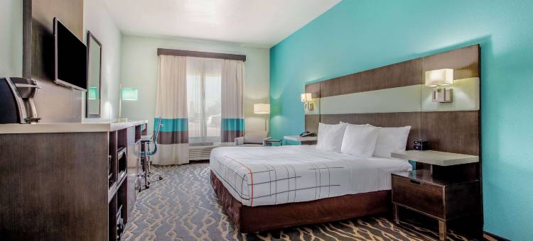 沃思堡北湖拉昆塔温德姆套房酒店(La Quinta Inn & Suites by Wyndham Northlake Fort Worth)图片