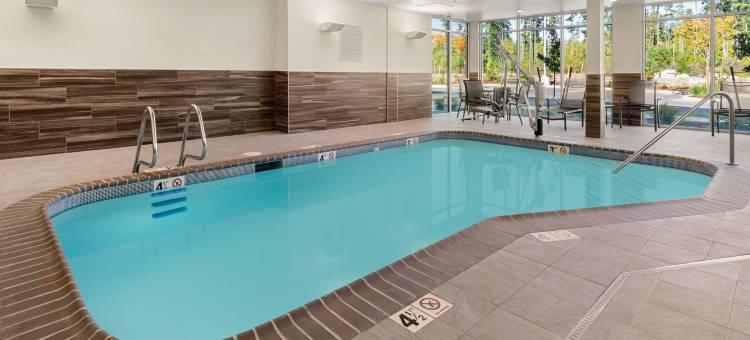 西雅图普尔斯博万枫酒店(Fairfield Inn & Suites Seattle Poulsbo)图片