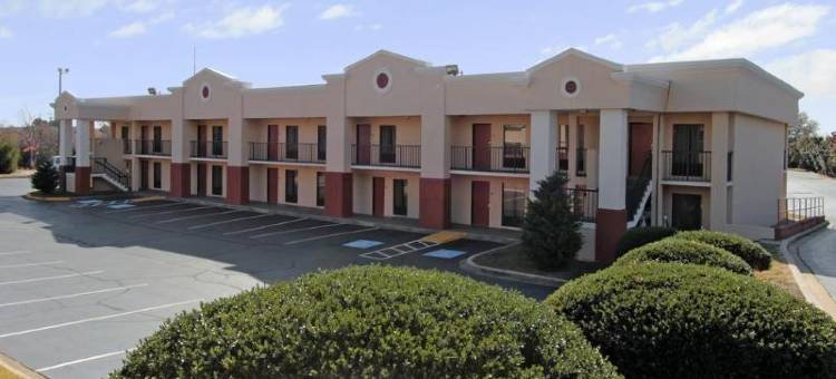 格林维尔品质酒店及套房 - 海伍德购物中心(Quality Inn & Suites Greenville - Haywood Mall)图片