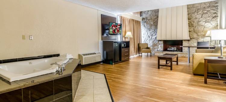 东威奇托红屋顶普拉斯酒店(Red Roof Plus+ Wichita East)图片