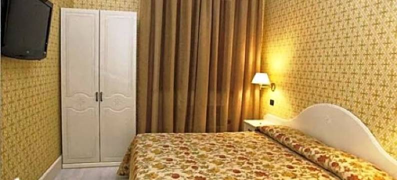 里阿里奥广场酒店(Palazzo Riario)图片