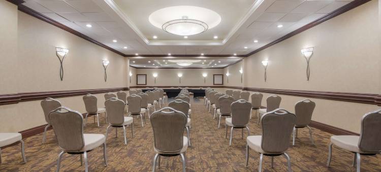 圣凯瑟琳斯贝斯特韦斯特酒店及会议中心(Best Western St Catharines Hotel  Conference Centre)图片