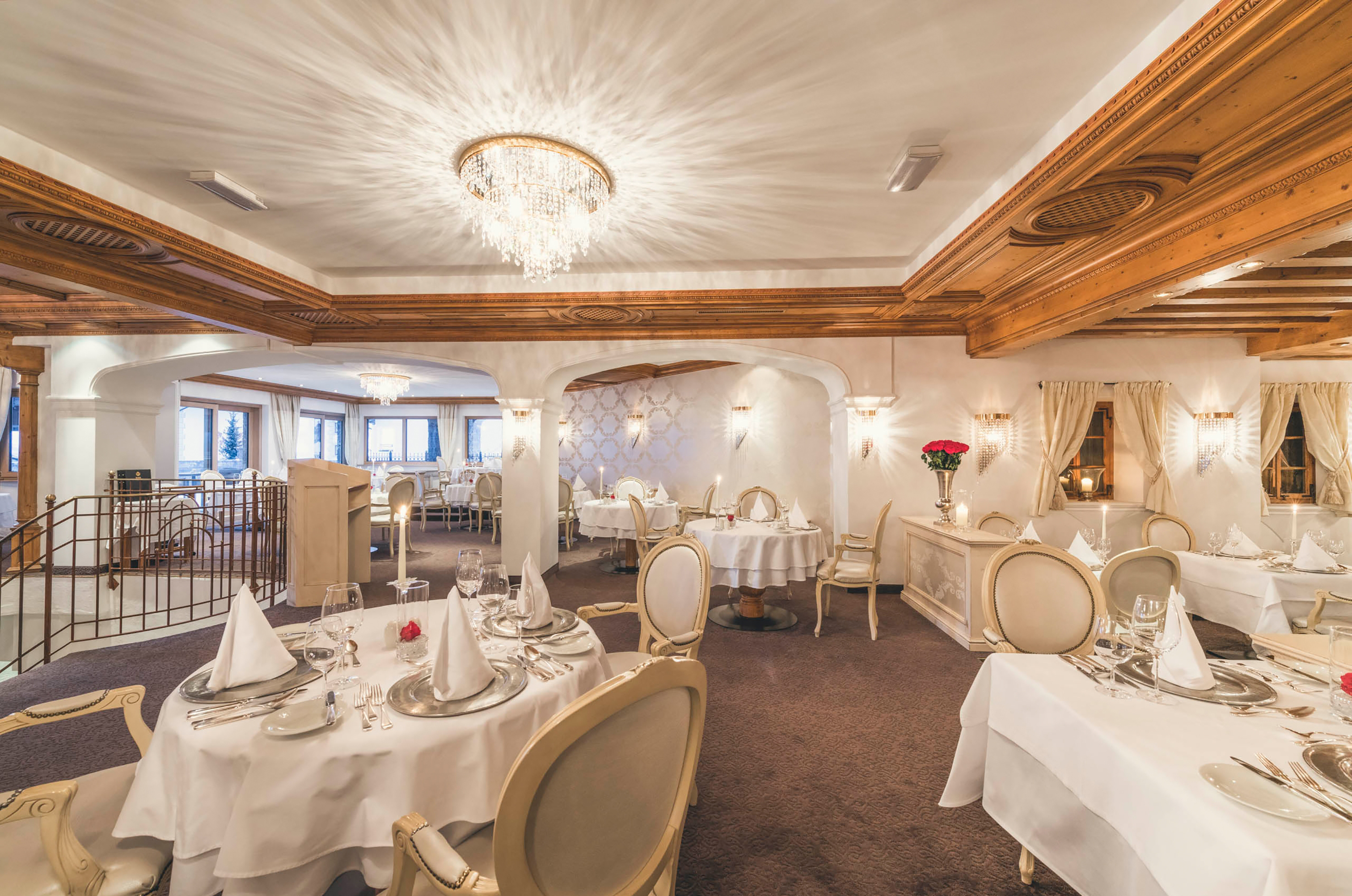 Schlosshotel Ischgl 5-Sterne Superior Over view