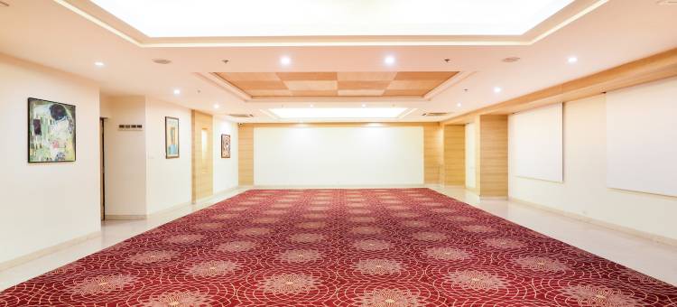 柠檬树乌苏尔湖酒店 - 班加罗尔(Lemon Tree Premier, Ulsoor Lake, Bengaluru)图片