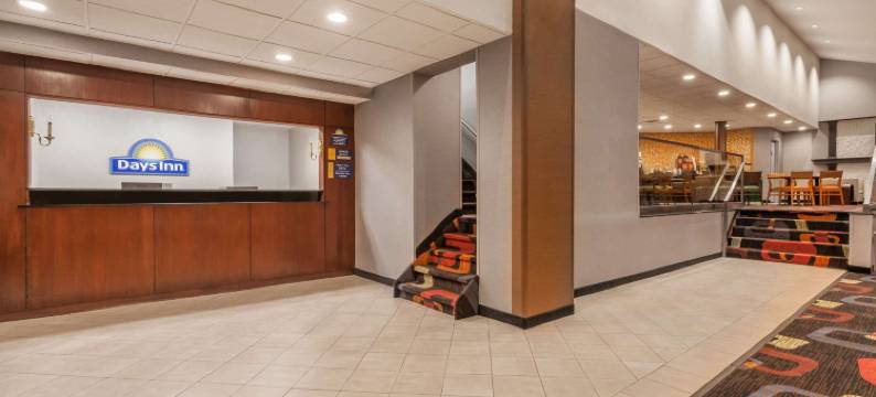 伍德伯里长岛戴斯酒店(Days Inn by Wyndham Woodbury Long Island)图片