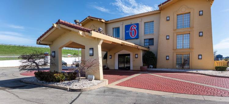 诺克斯维尔6号汽车旅馆(Motel 6 Knoxville, TN)图片