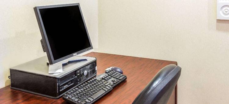 巴德湖呗盟酒店(Baymont by Wyndham Budd Lake)图片