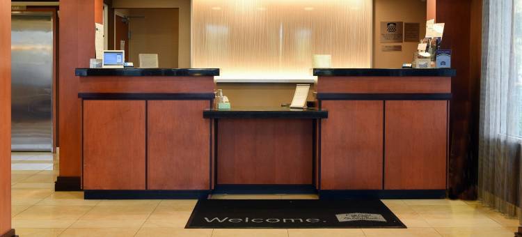 Fairfield Inn & Suites Hartford Airport图片