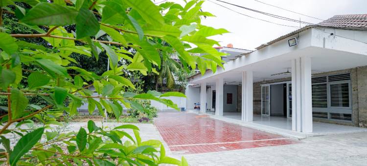 红多兹近西基尼路酒店(RedDoorz Near Jalan Cikini)图片