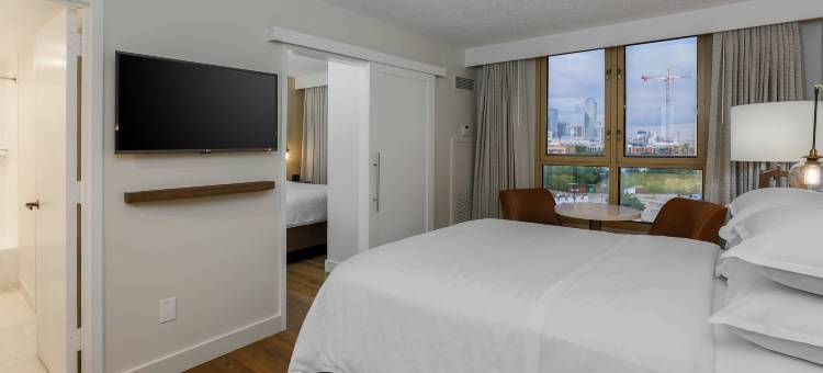 达拉斯市场中心喜来登套房酒店(Sheraton Suites Market Center Dallas)图片