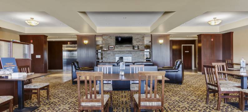 智选假日套房酒店奴隶湖(Holiday Inn Express & Suites SLAVE LAKE by IHG)图片