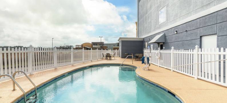 不伦瑞克贝斯特韦斯特优质套房酒店(Best Western Plus Brunswick Inn  Suites)图片