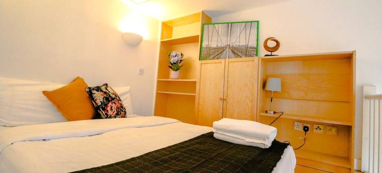 Flat 16 · Charming Split Level Studio Hyde Park P图片
