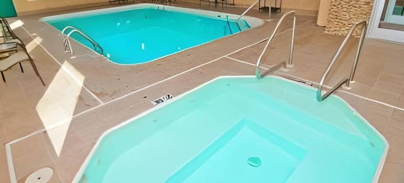 智选假日套房酒店查尔斯顿(Holiday Inn Express & Suites CHARLESTON-KANAWHA CITY by IHG)图片