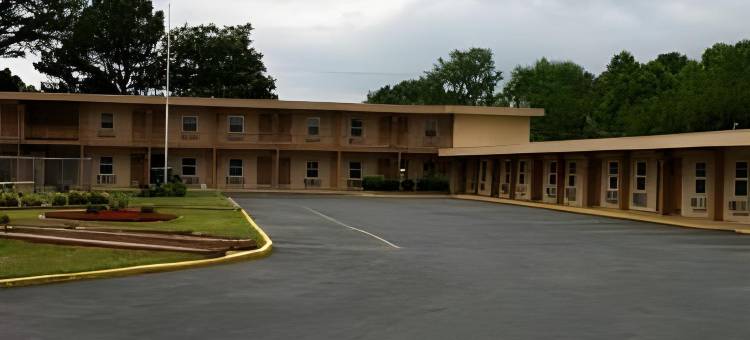 OYO 阿肯色鲍尔德诺布公路酒店(近瑟西县)(OYO Hotel Bald Knob Near Searcy AR)图片