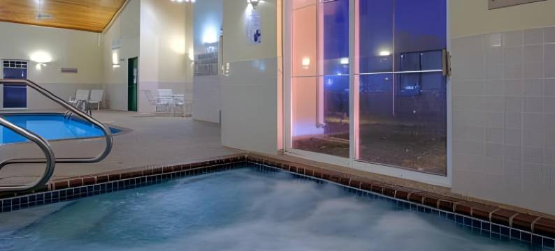 梅森城丽怡酒店(Country Inn & Suites by Radisson, Mason City, IA)图片