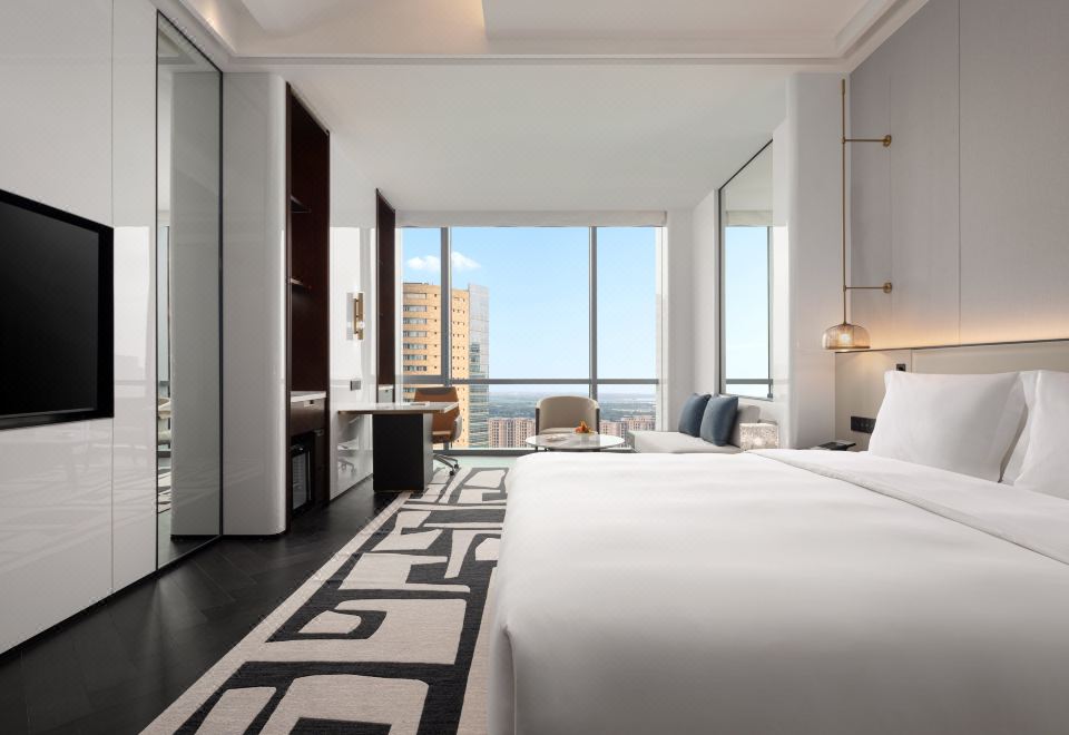 Crowne Plaza Suzhou East Taihu Hotel Overview