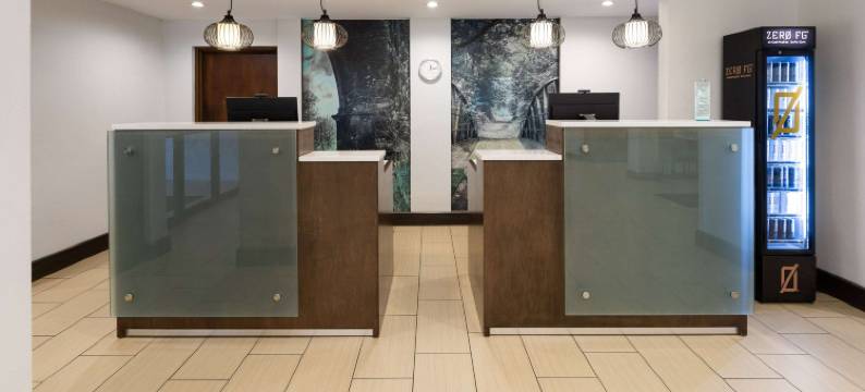 拉格朗日I-85拉昆塔温德姆套房酒店酒(La Quinta Inn & Suites by Wyndham LaGrange / I-85)图片