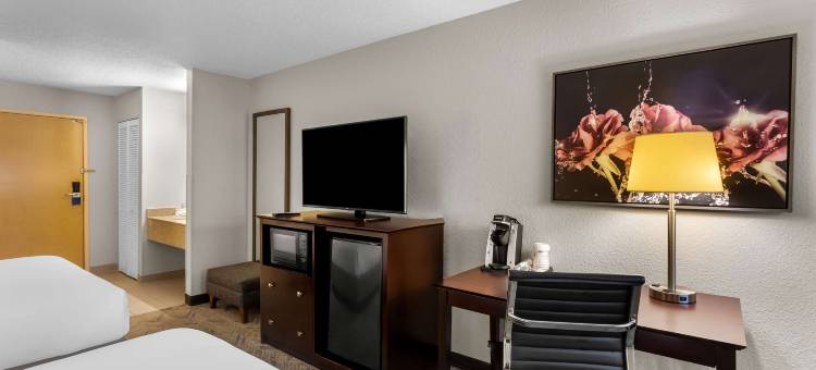 奥斯威戈贝斯特韦斯特酒店(Best Western Oswego Hotel)图片