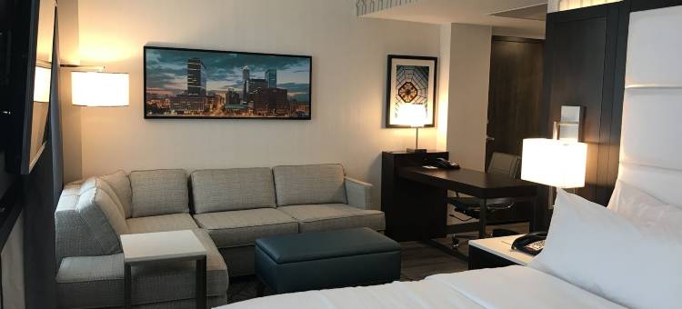 普兰菲尔德印第安纳波利斯机场希尔顿安泊酒店(Embassy Suites by Hilton Plainfield Indianapolis Airport)图片