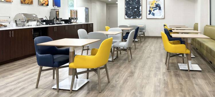 亚特兰大马里埃塔舒适酒店(靠近棒球场/购物中心)(Comfort Inn Marietta-Atlanta Near Ballpark-Galleria)图片