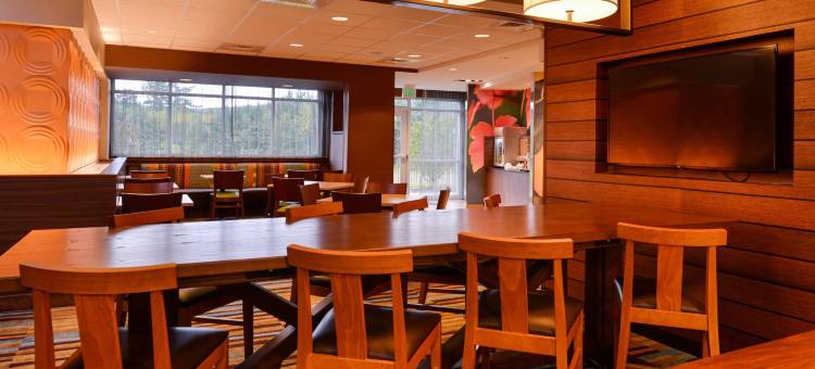 Fairfield Inn & Suites Plymouth White Mountains图片