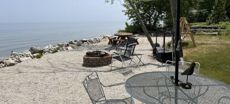 Welcome to the "Lake Cottage"  where lake Michigan waves are calling图片