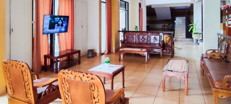 Sijunjung布基克加当红多兹Plus酒店(RedDoorz Plus at Hotel Bukik Gadang Sijunjung)图片