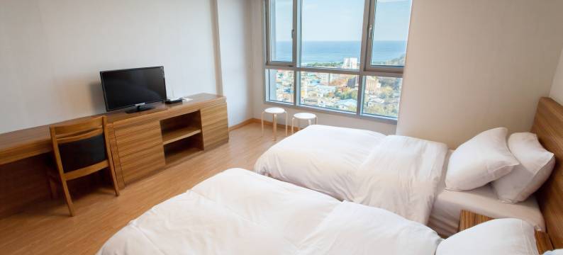 克拉斯300酒店及度假村(The Class 300)图片