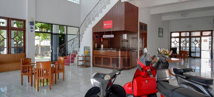 红多兹@帕洛波霍拉斯酒店(RedDoorz @ Hotel Horas Palopo)图片