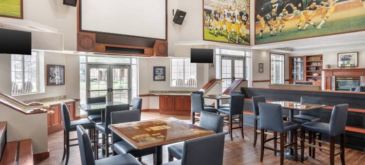 希尔顿度假俱乐部大学俱乐部 印第安纳州南本德(Hilton Vacation Club Varsity Club South Bend, IN)图片