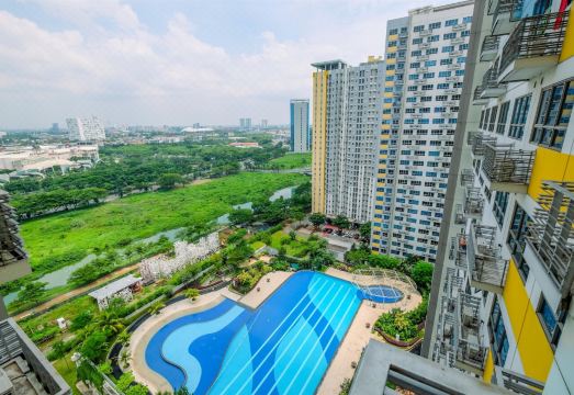 Nice and Comfy Studio at Springlake Summarecon Apartment Hotel Overview