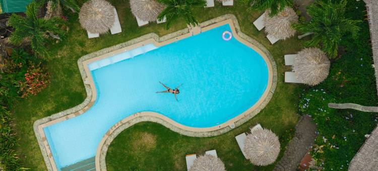 伊甸园潜水度假村(Garden of Eden Dive Resort)图片
