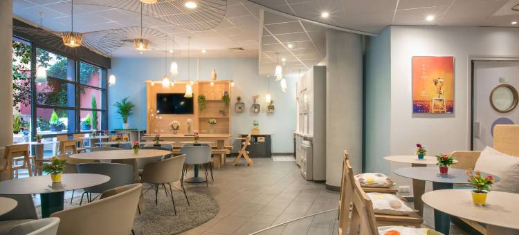 戛纳中心诺富特全套房酒店(Novotel Suites Cannes Centre)图片