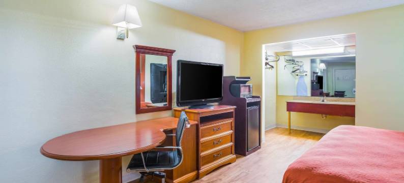 博尼菲罗德威旅馆(Rodeway Inn)图片