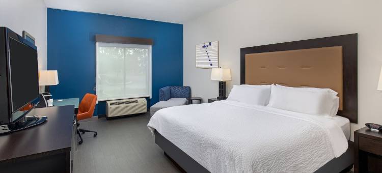 智选假日套房酒店克利夫兰西北(Holiday Inn Express & Suites Cleveland Northwest)图片