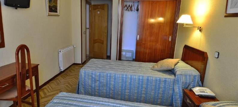 撒丁尔罗旅馆(Hostal Sardinero)图片