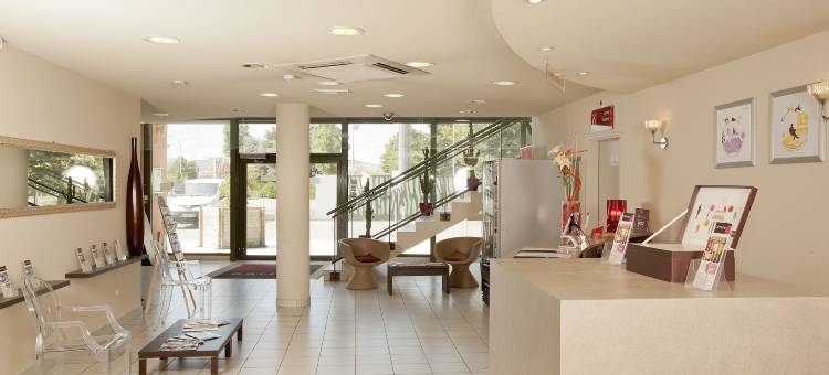 樱桃瓦朗斯酒店(Cerise Valence)图片