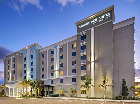 那不勒斯万豪TownePlace套房酒店