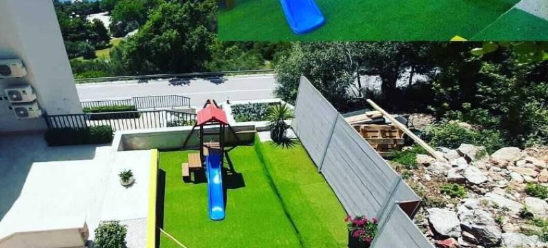 Apartmani D & J with Heated Pool & Stunning Sea View图片