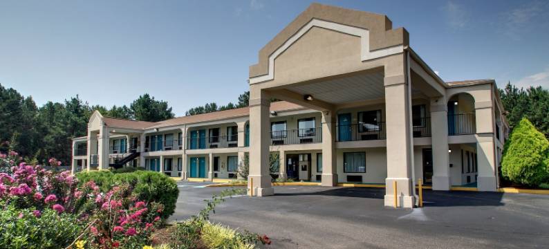 基韦斯特酒店 - 洛亚诺克(Key West Inn - Roanoke)图片