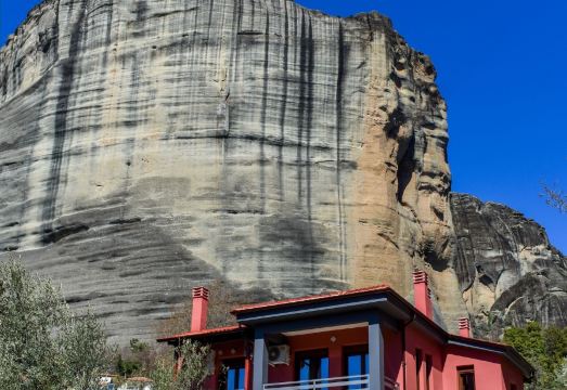 Elia Deluxe Accommodation Hotel Overview