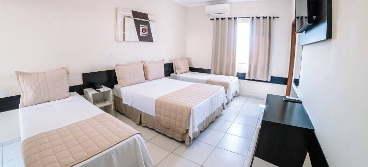 菲里昂广场酒店(Ferian Plaza Hotel)图片